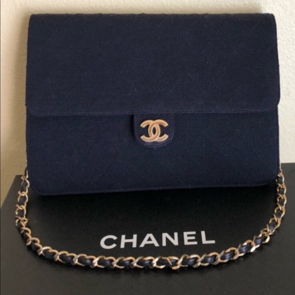 Chanel jersey flap